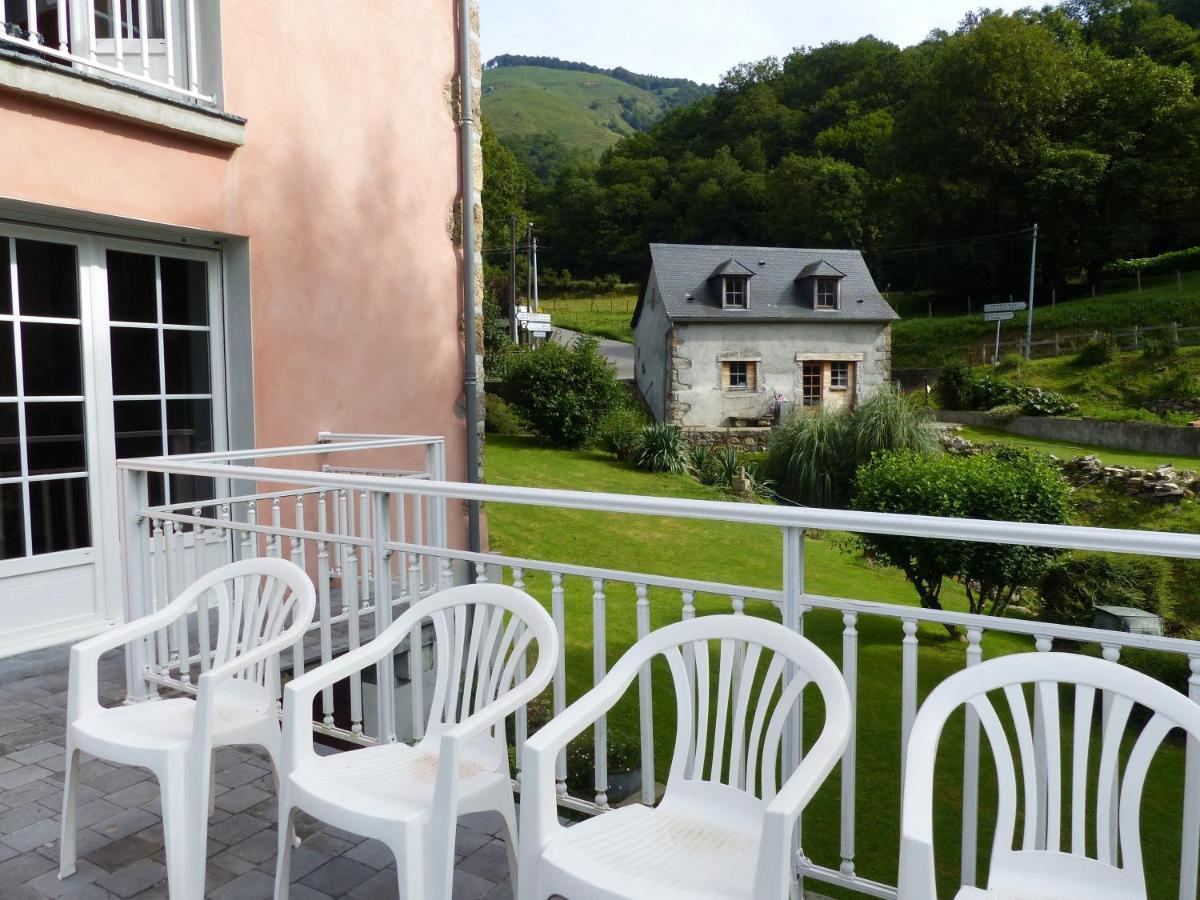 Maison Ainerak Gite A Sainte Engrace La Pierre Saint Martin Exterior photo
