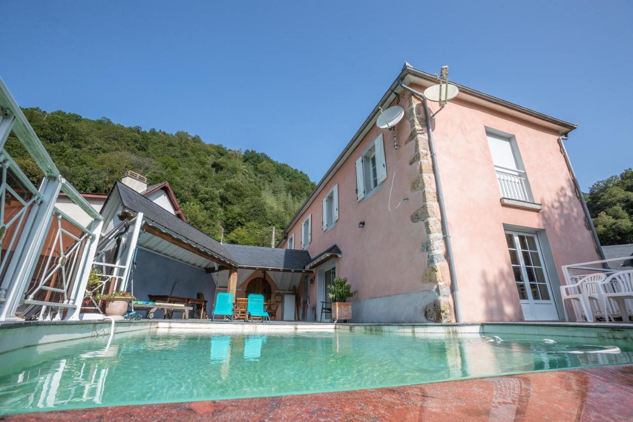 Maison Ainerak Gite A Sainte Engrace La Pierre Saint Martin Exterior photo